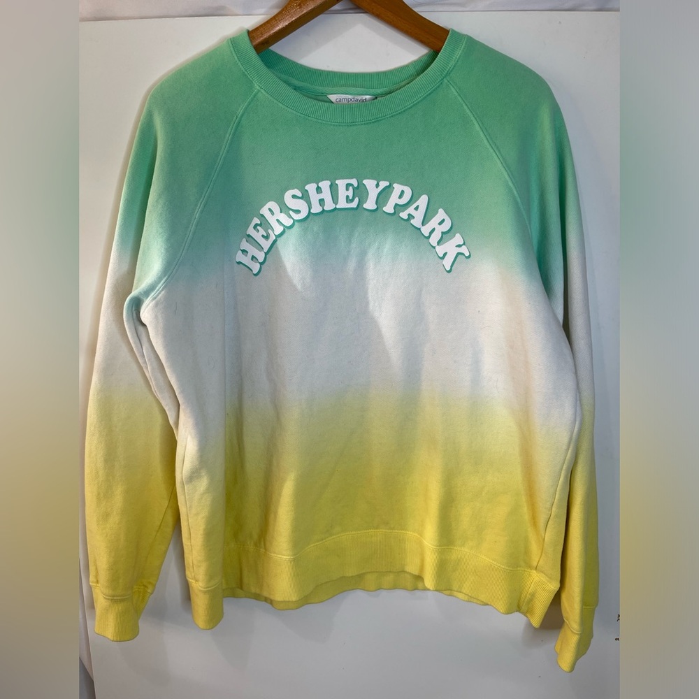 ⭐️Hershey Park Yellow and Green Crewneck Sweatshirt Size Large